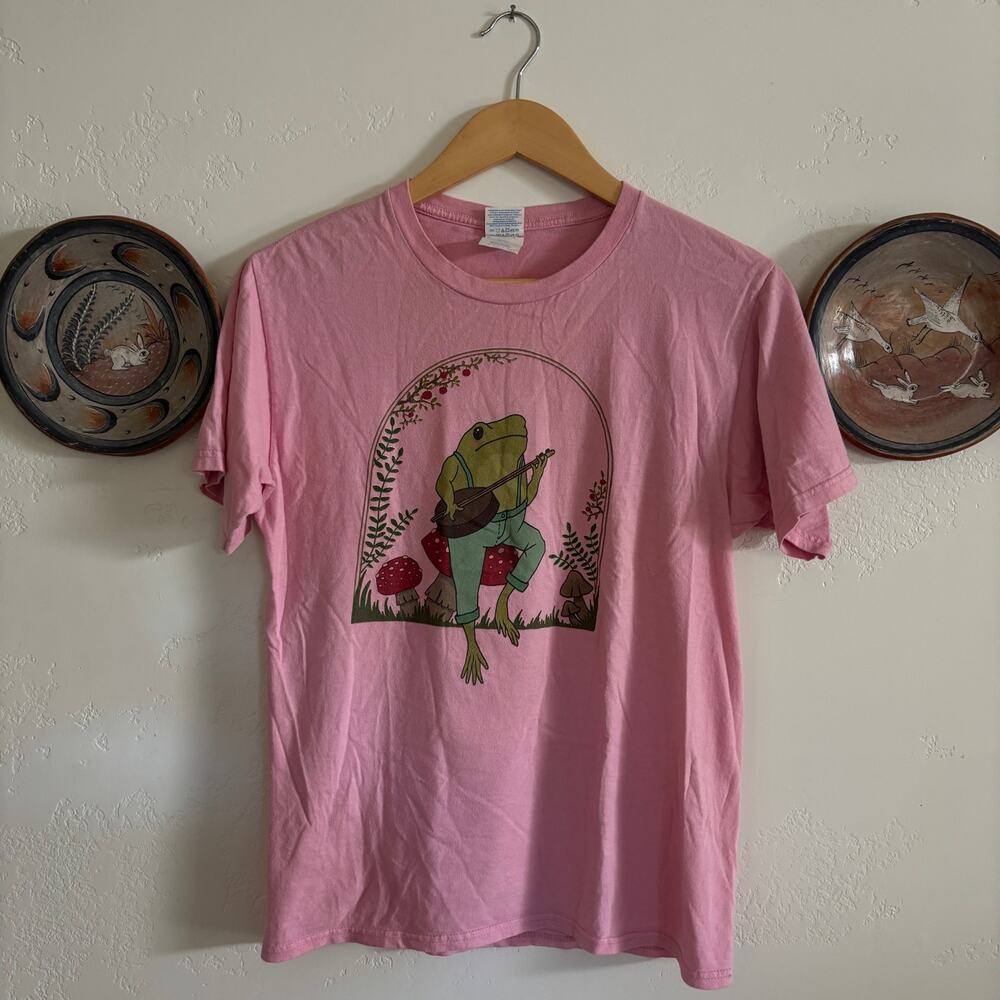 Pink Frog & Mushroom Graphic T-shirt